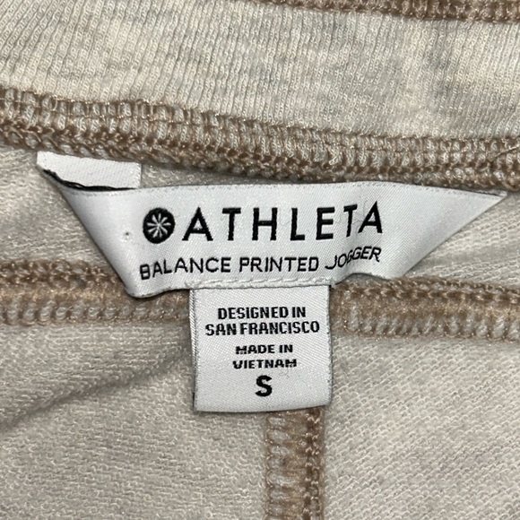 Athleta Balance Printed Jogger Pants‎ In Camo Oatmeal Sz S - Picture 2 of 2